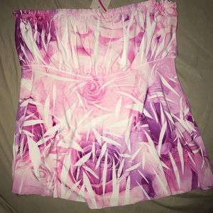 BRAND NEW - SLEEVELESS FLORAL BOHO STYLE TOP 🌺